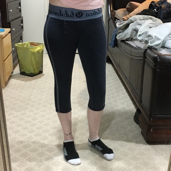 lululemon athletica Pants - Lululemon Athletica Capri Leggings.